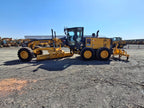 Motoniveladora Komatsu GD655-5