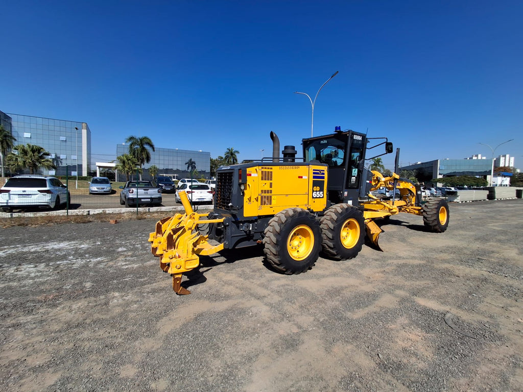 Motoniveladora Komatsu GD655-5