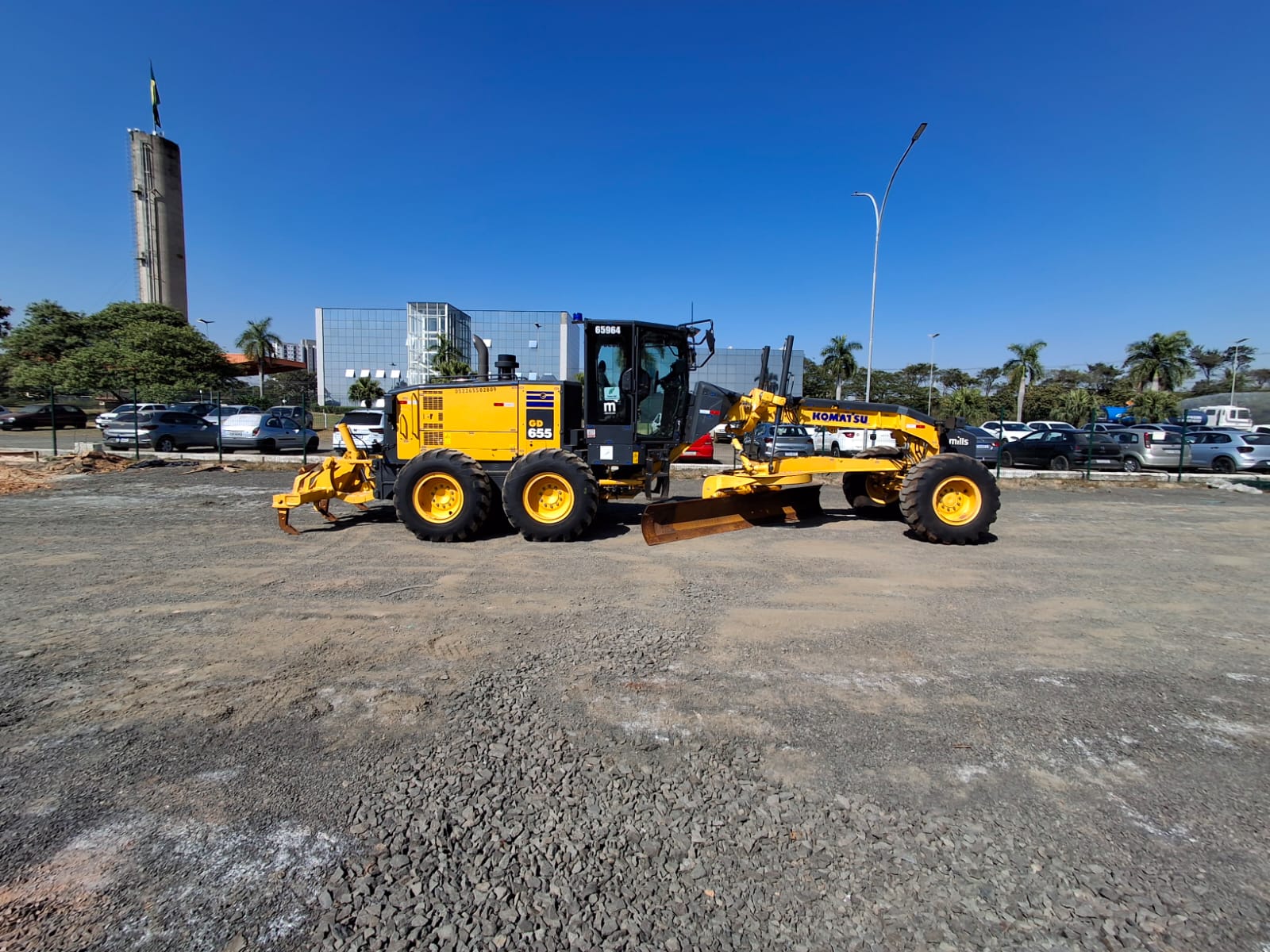 Motoniveladora Komatsu GD655-5