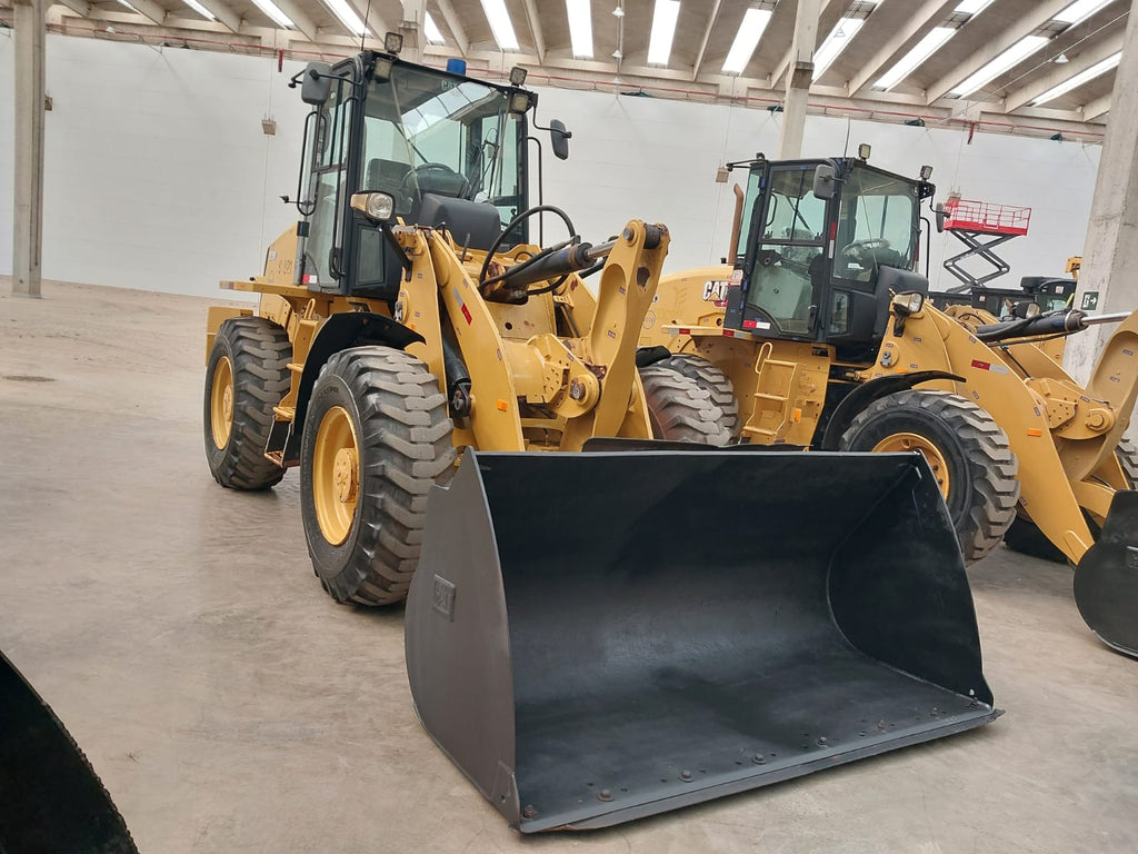 Pá Carregadeira Caterpillar 920K