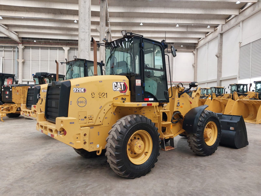 Pá Carregadeira Caterpillar 920K