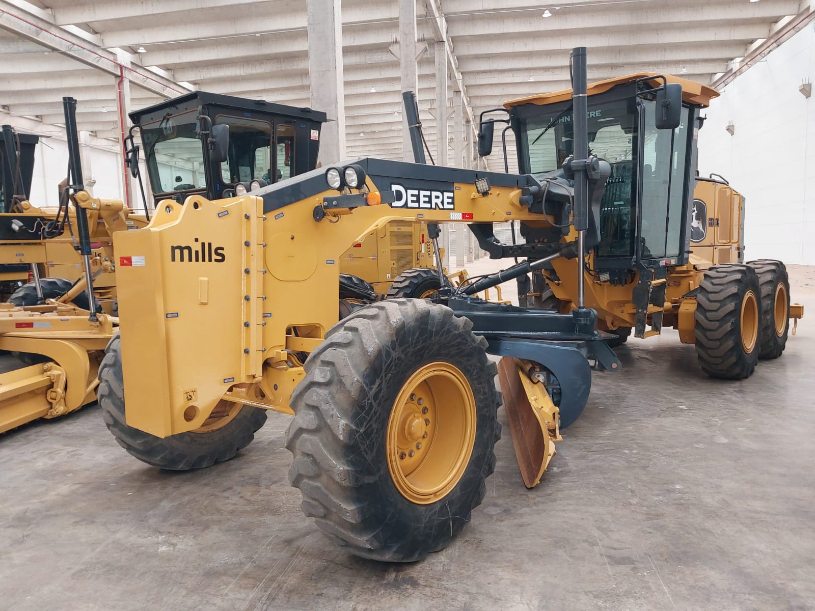 Motoniveladora John Deere 620G