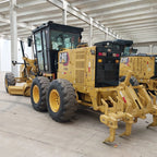 Motoniveladora Caterpillar 140