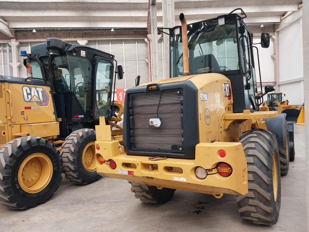Pá Carregadeira Caterpillar 920K