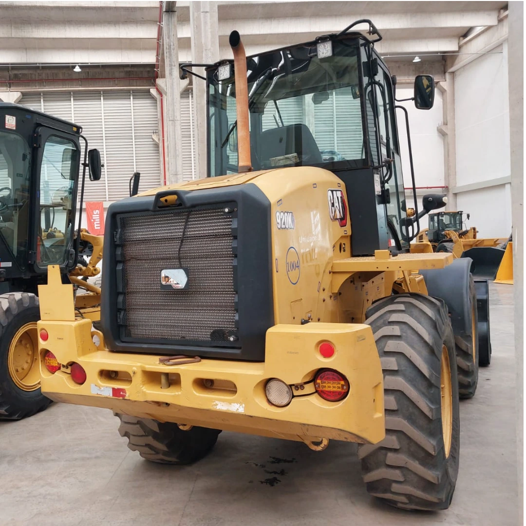 Pá Carregadeira Caterpillar 920K