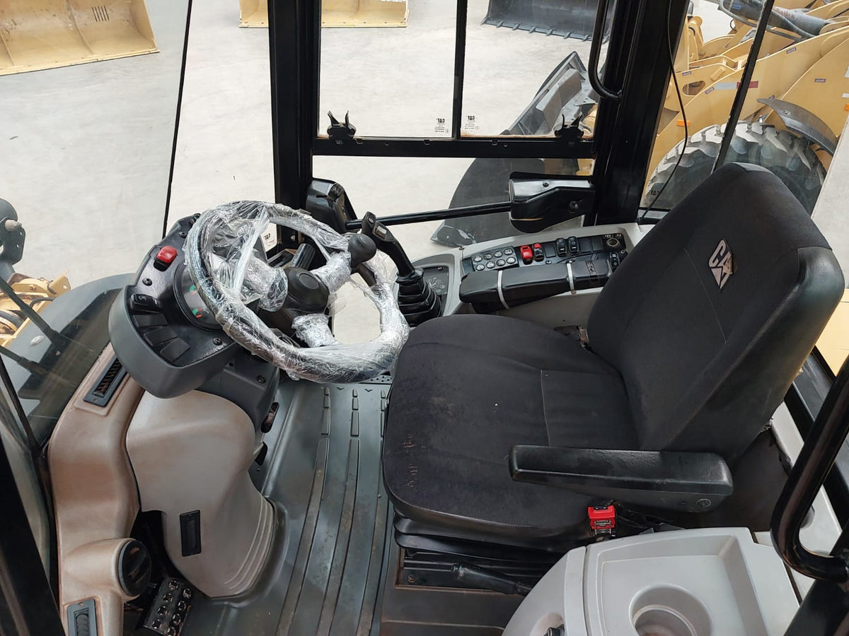 Pá Carregadeira Caterpillar 920K