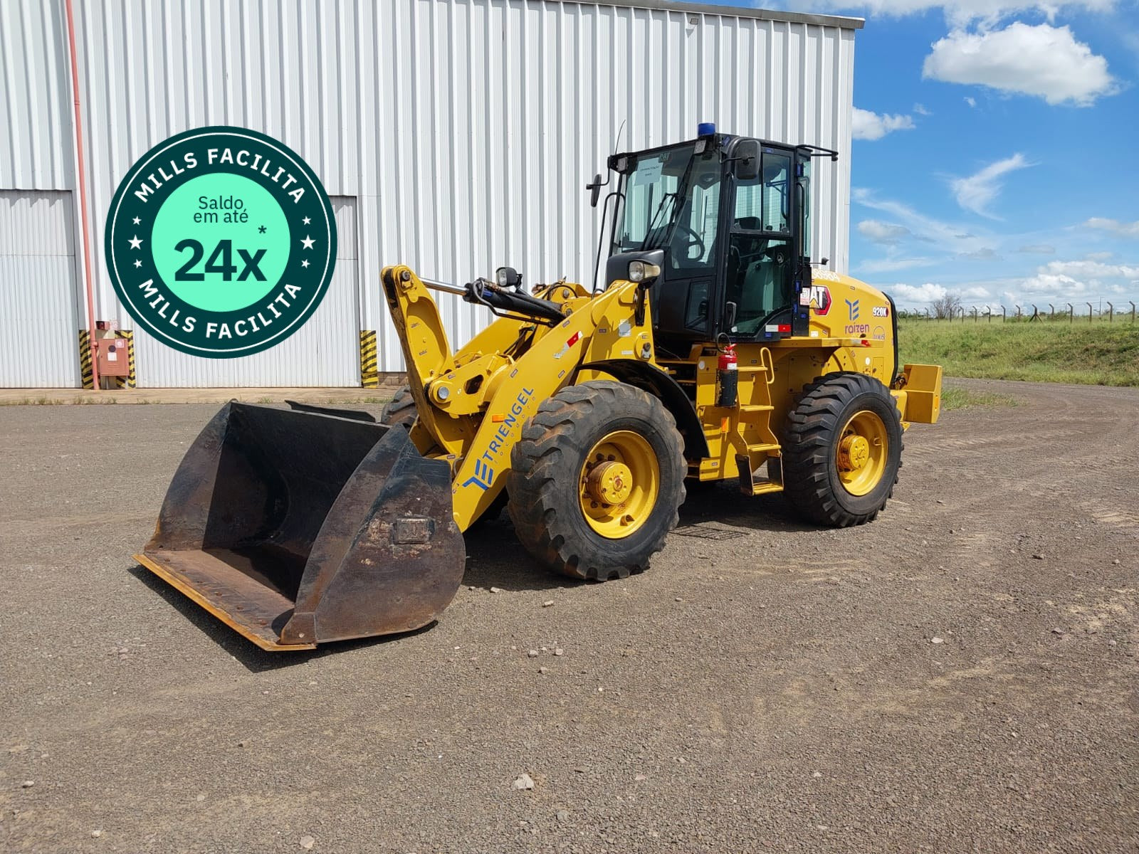 Pá Carregadeira Caterpillar 920K