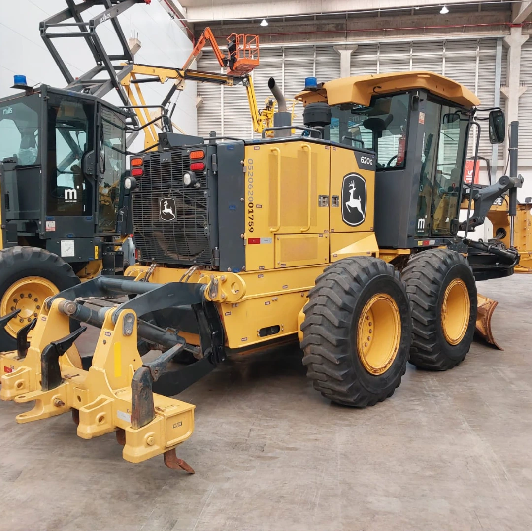 Motoniveladora John Deere 620G