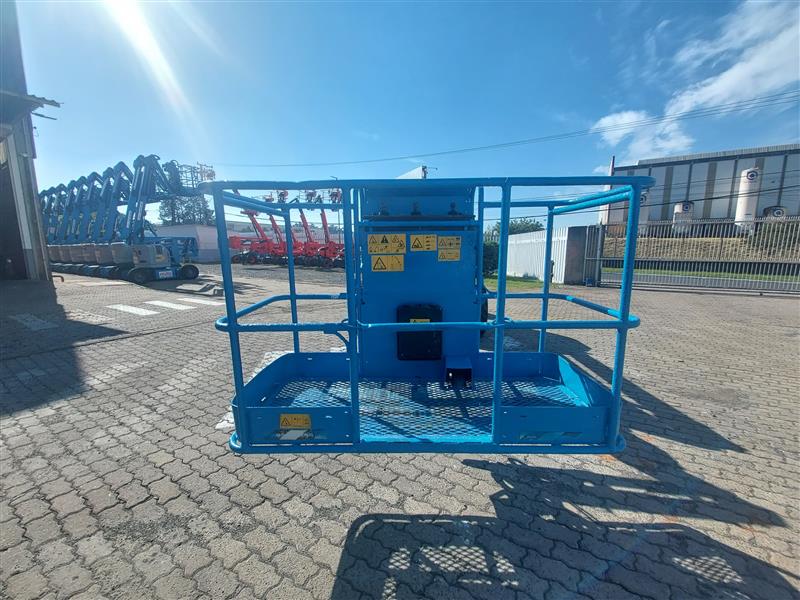 Plataforma Elevatória Articulada Diesel Z-45/25J RT
