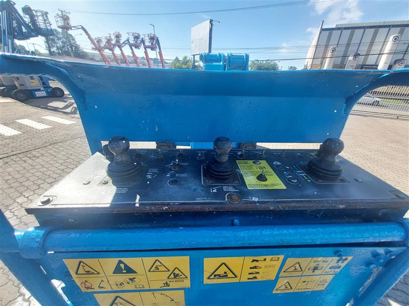 Plataforma Elevatória Articulada Diesel Z-45/25J RT