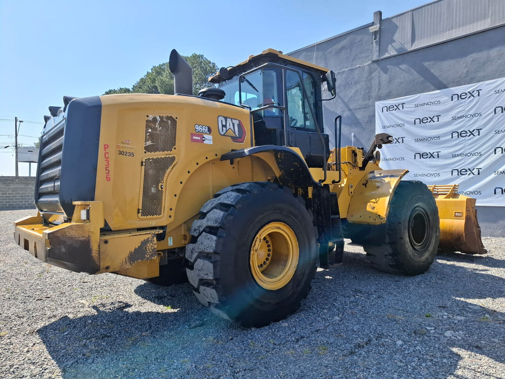 Pá Carregadeira Caterpillar 966L