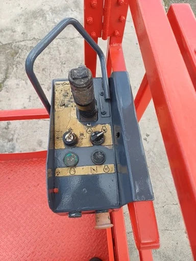 Plataforma Tesoura Diesel SJ 6832 RT