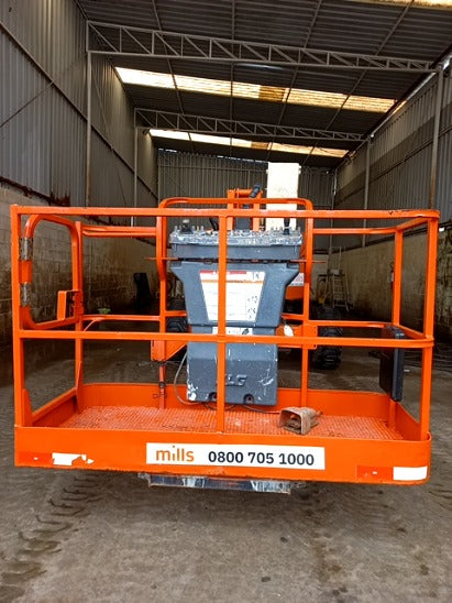 Plataforma Elevatória Articulada Diesel 450AJ SII