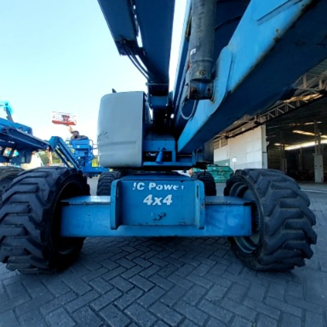 Plataforma Elevatória Articulada Diesel Z-45/25J RT
