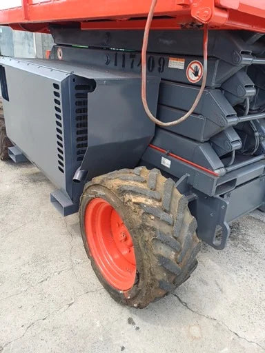 Plataforma Tesoura Diesel SJ 6832 RT