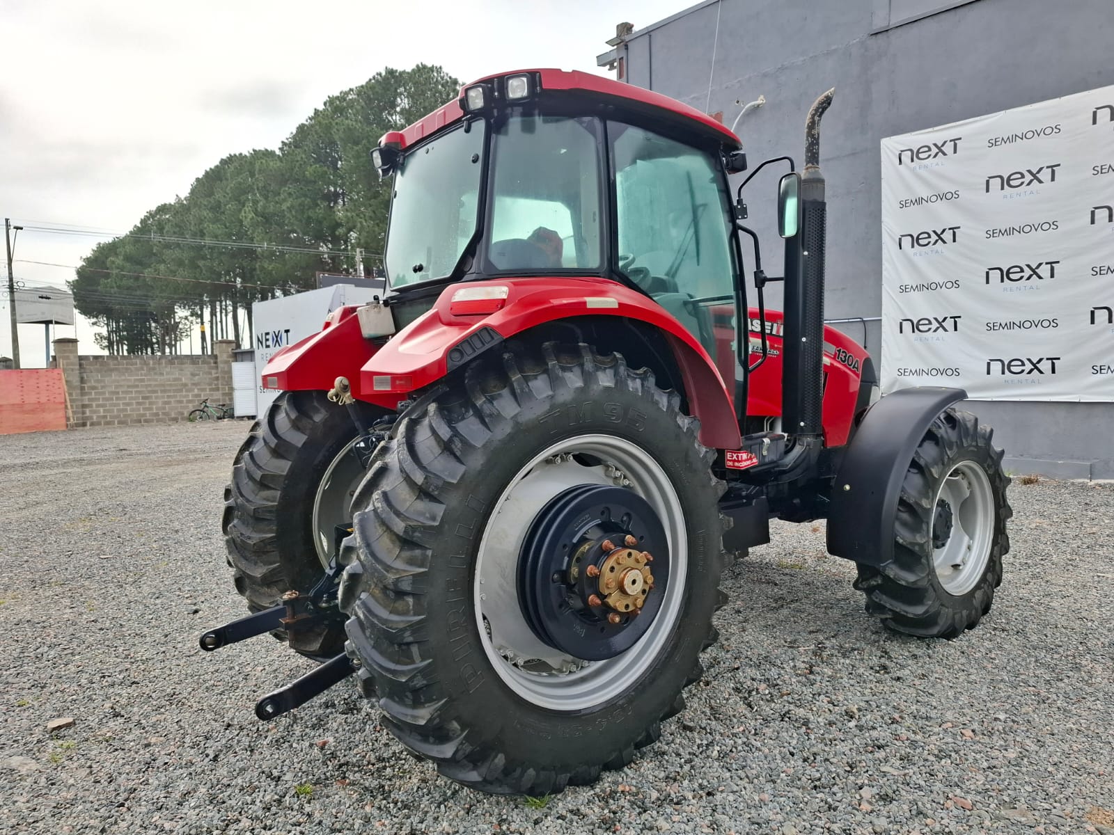 Trator Agrícola Case Farmall 130 A