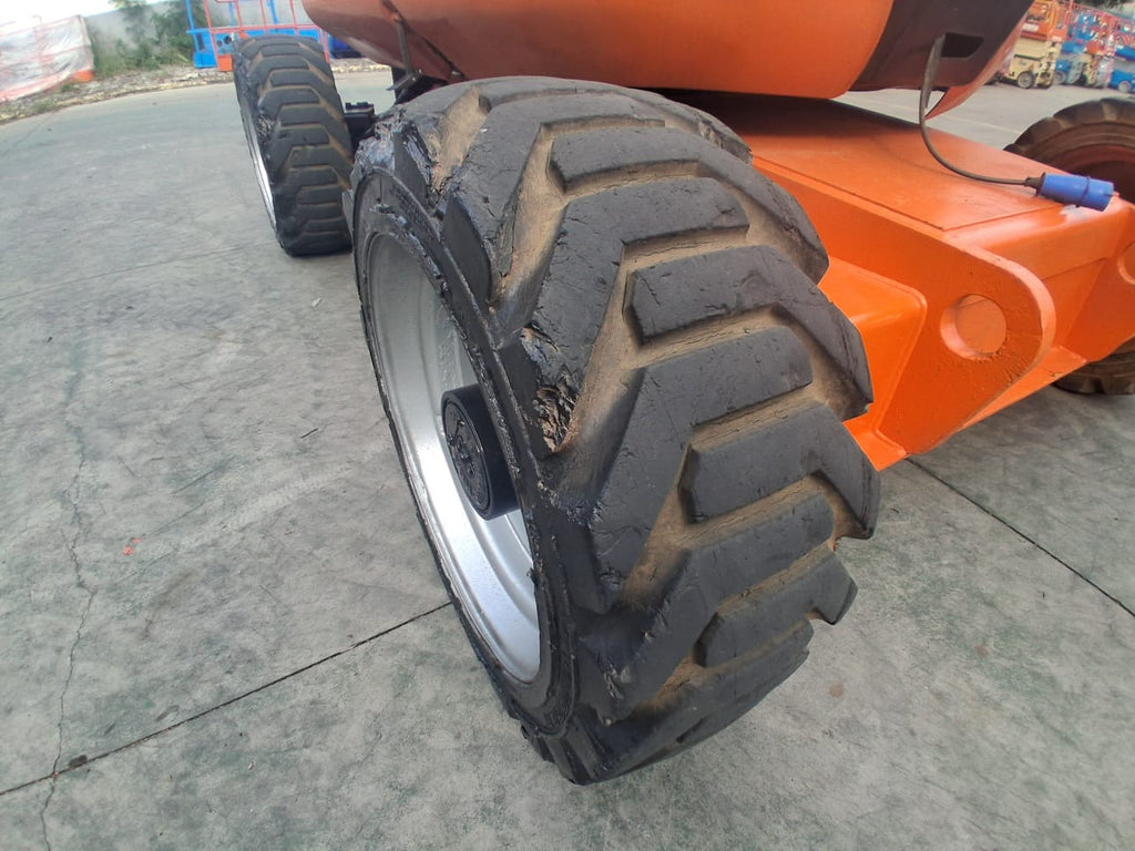 Plataforma Elevatória Articulada Diesel 600AJ