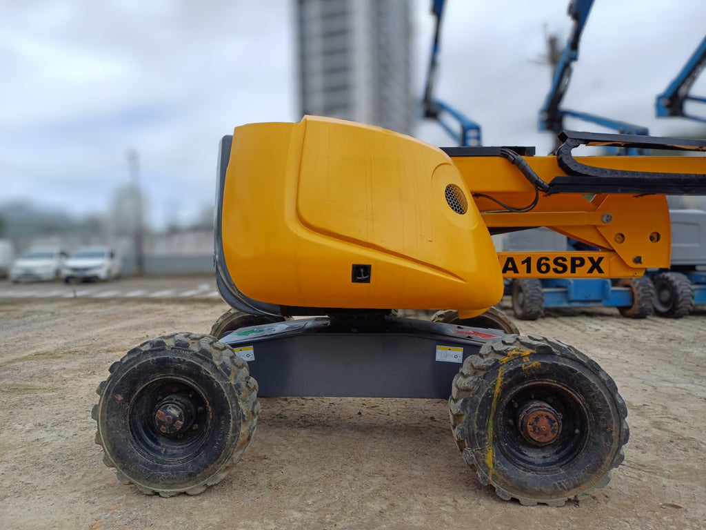 Plataforma Elevatória de Lança Articulada Diesel HA 16 SPX