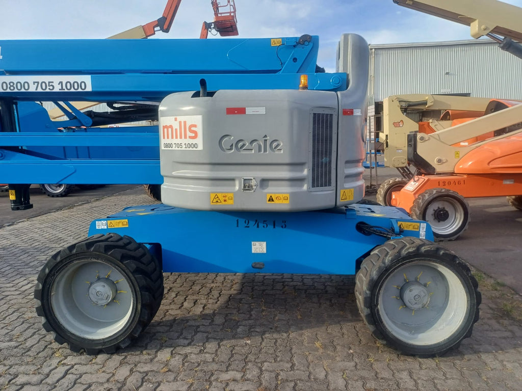 Plataforma Elevatória Articulada Diesel Z-60/34
