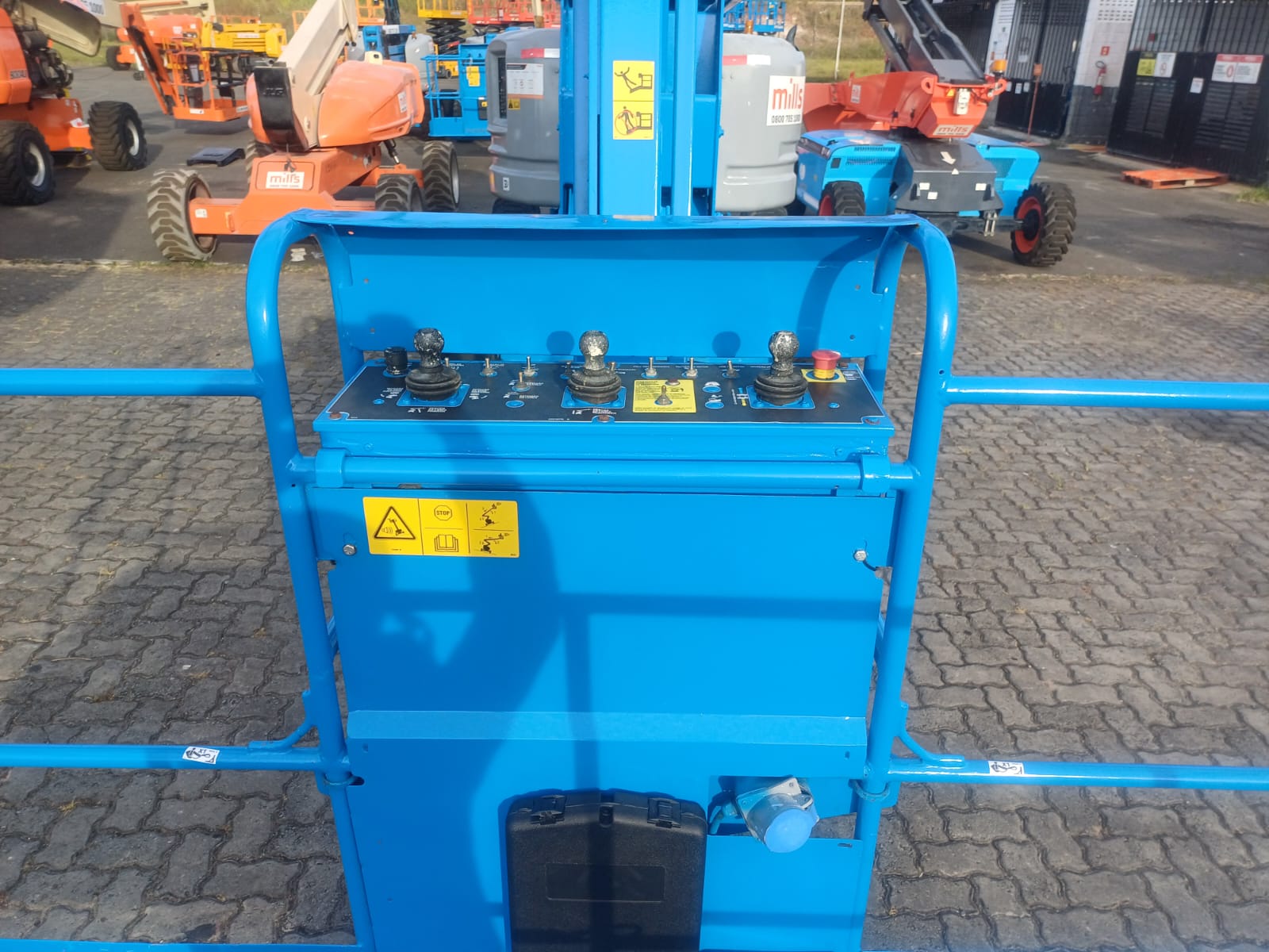 Plataforma Elevatória Articulada Diesel Z-60/34