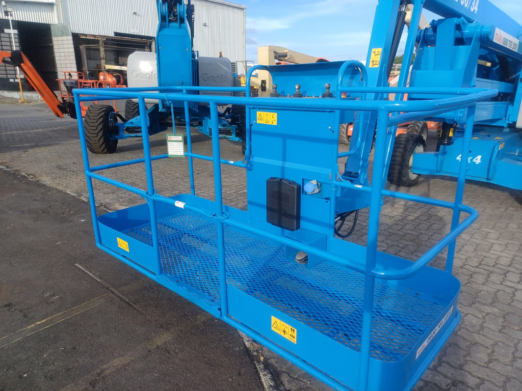 Plataforma Elevatória Articulada Diesel Z-60/34