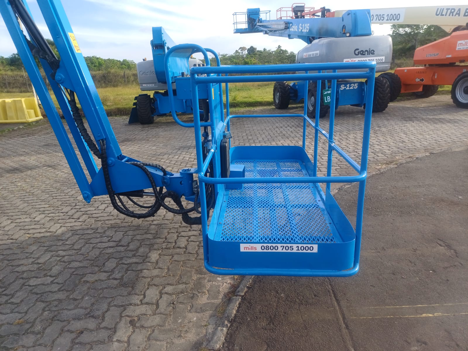 Plataforma Elevatória Articulada Diesel Z-60/34