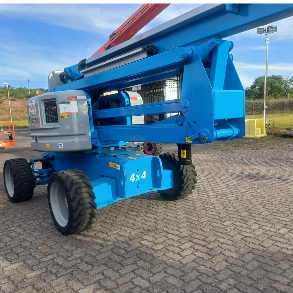 Plataforma Elevatória Articulada Diesel Z-60/34