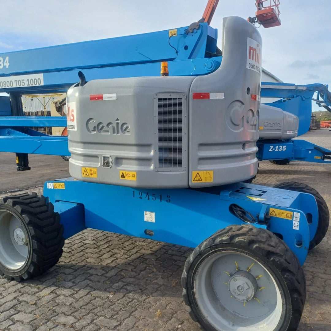 Plataforma Elevatória Articulada Diesel Z-60/34