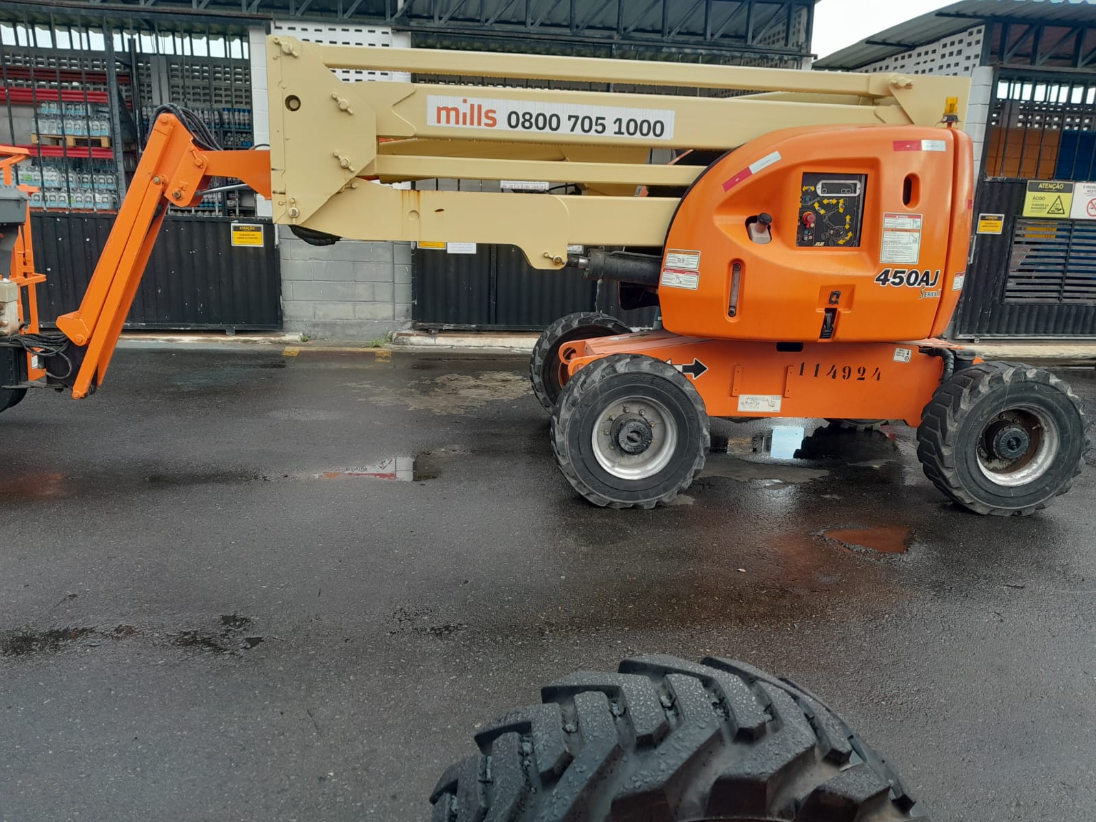 Plataforma Elevatória Articulada Diesel 450AJ-SII