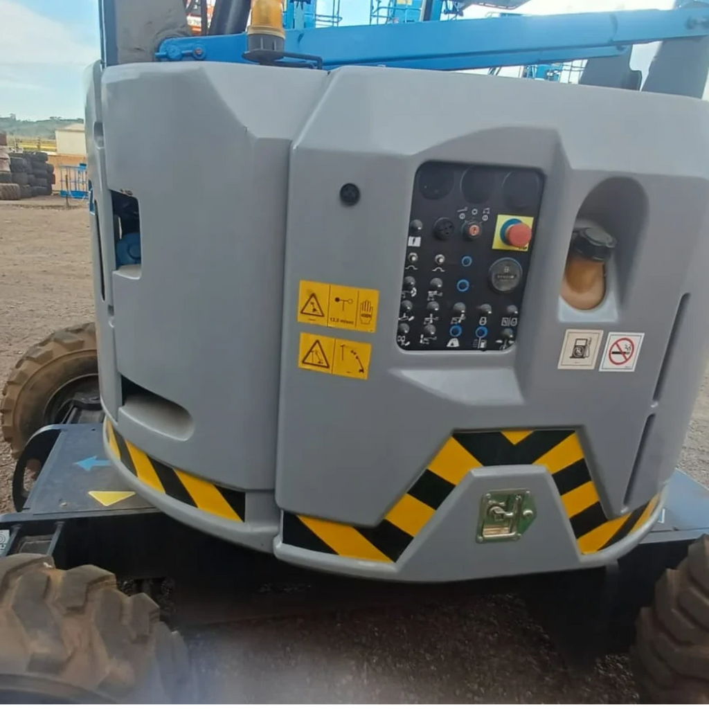 Plataforma Articulada Diesel Z-34/22 IC