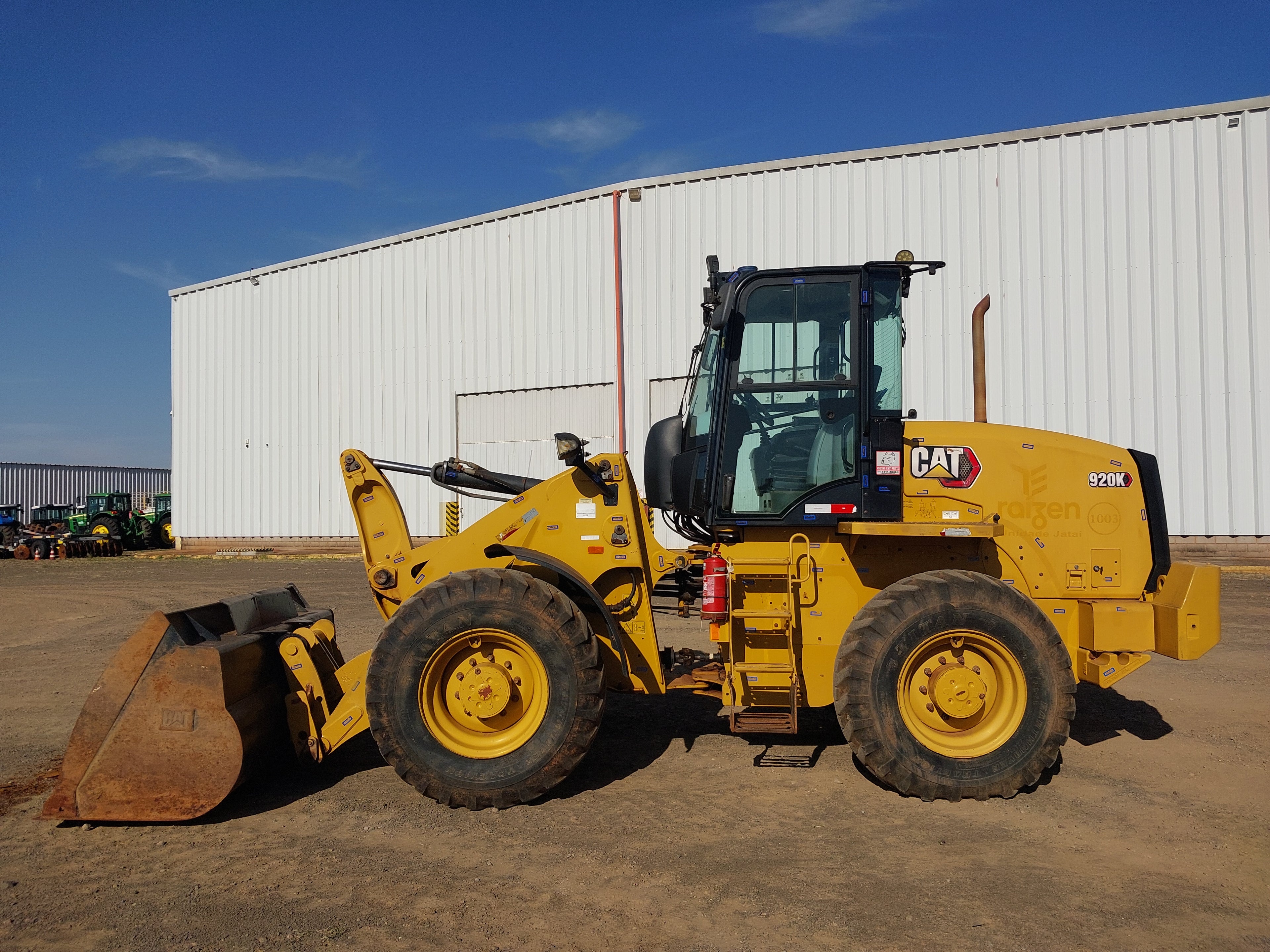 Pá Carregadeira Caterpillar 920K