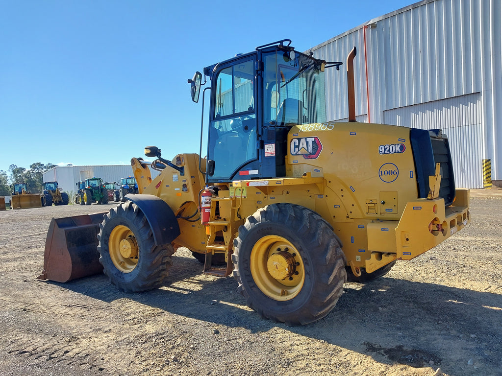 Pá Carregadeira Caterpillar 920K