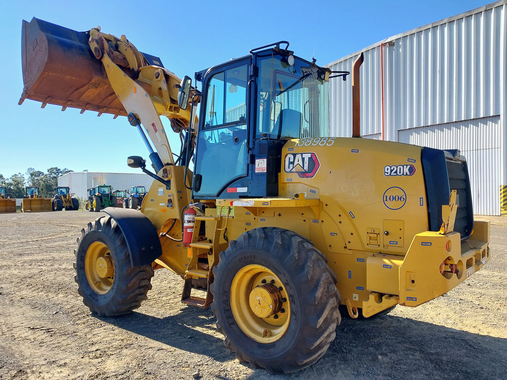 Pá Carregadeira Caterpillar 920K
