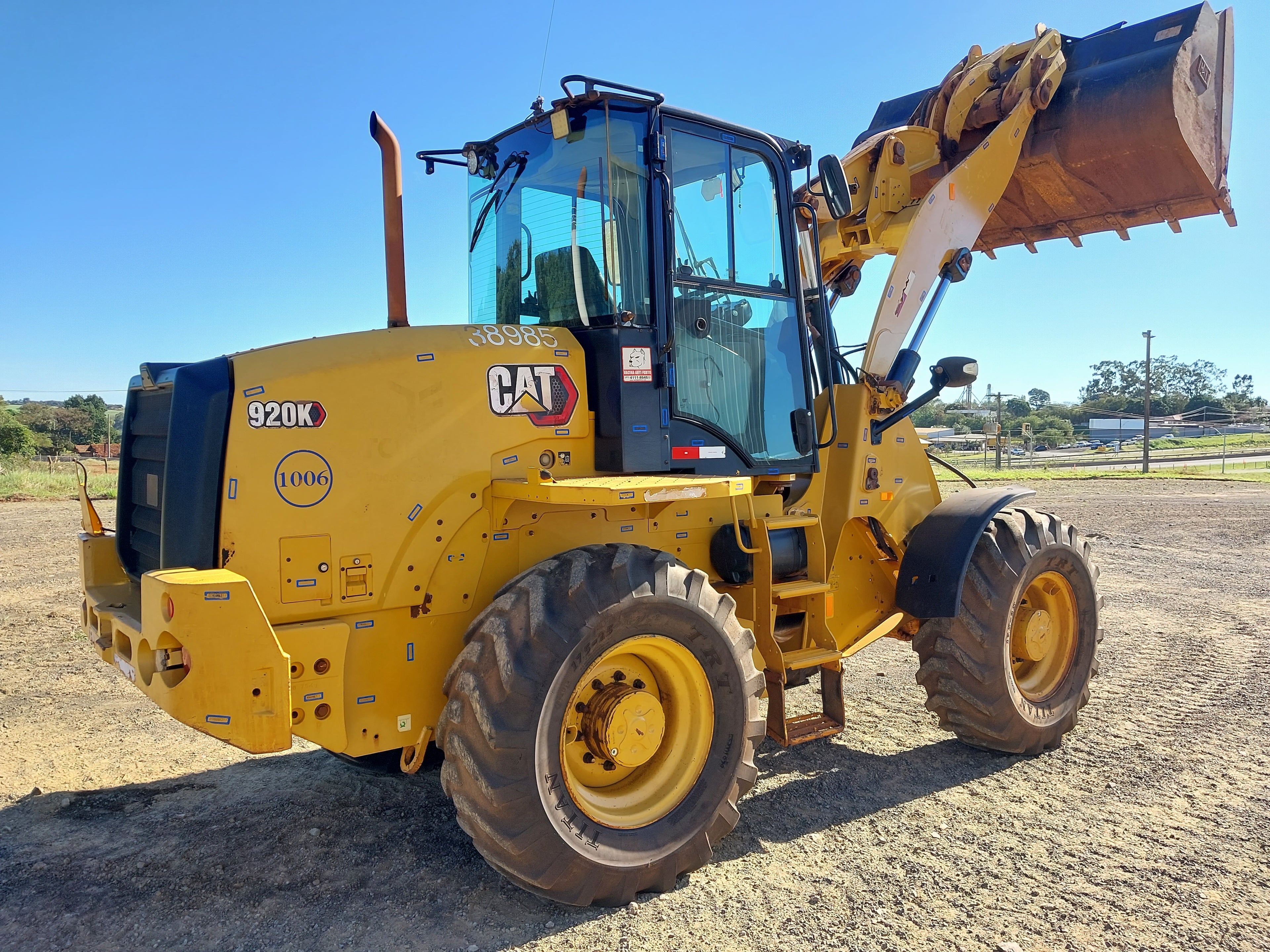 Pá Carregadeira Caterpillar 920K