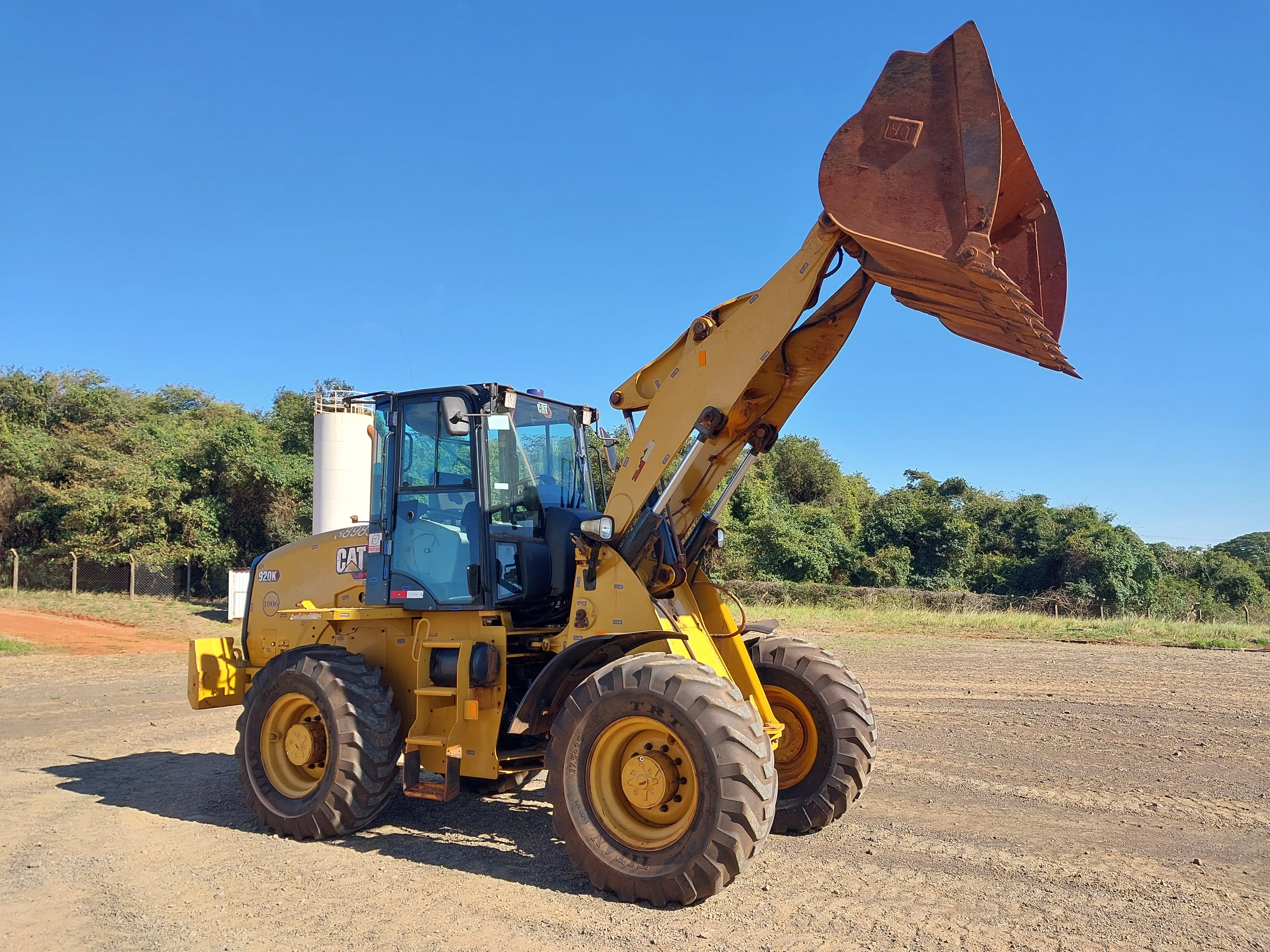 Pá Carregadeira Caterpillar 920K