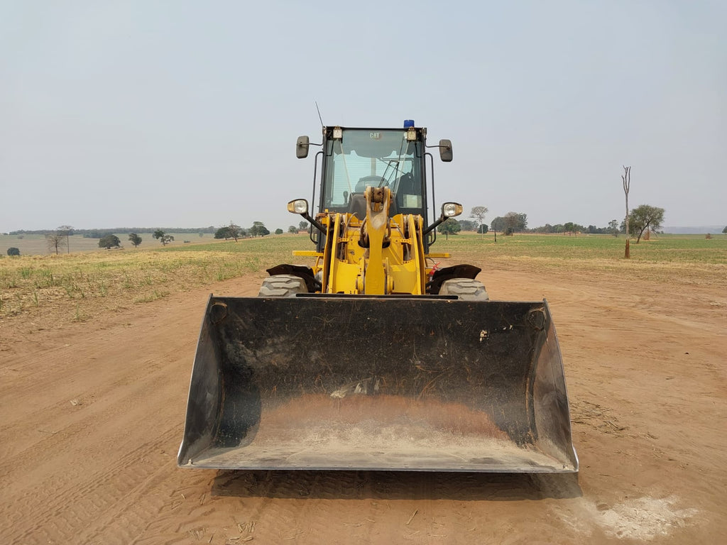 Pá Carregadeira Caterpillar 920K