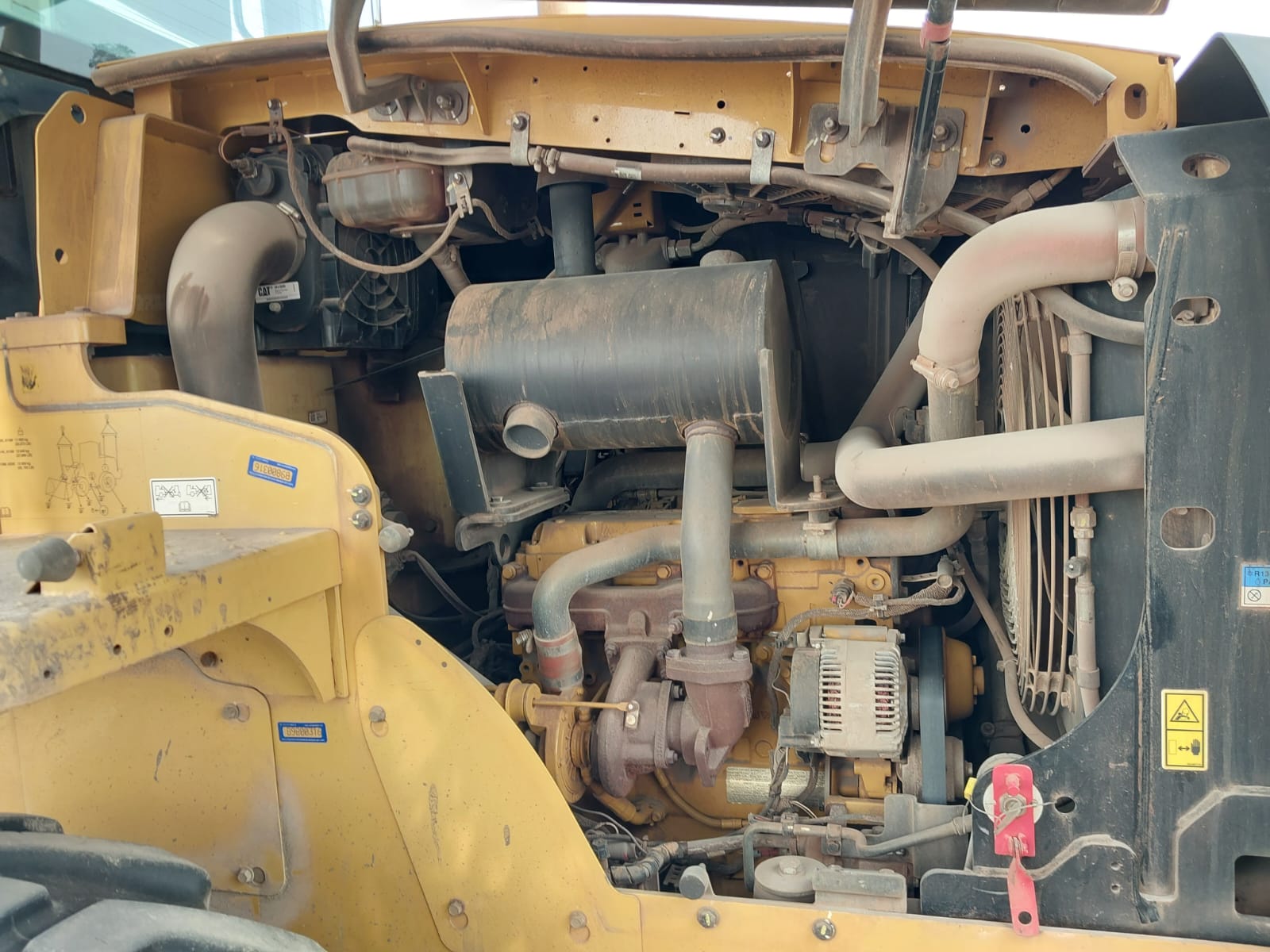 Pá Carregadeira Caterpillar 920K