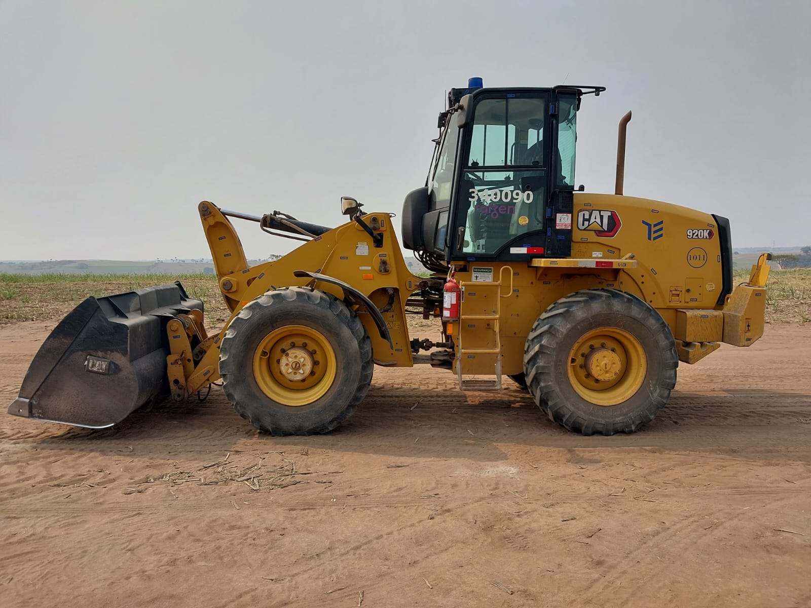 Pá Carregadeira Caterpillar 920K