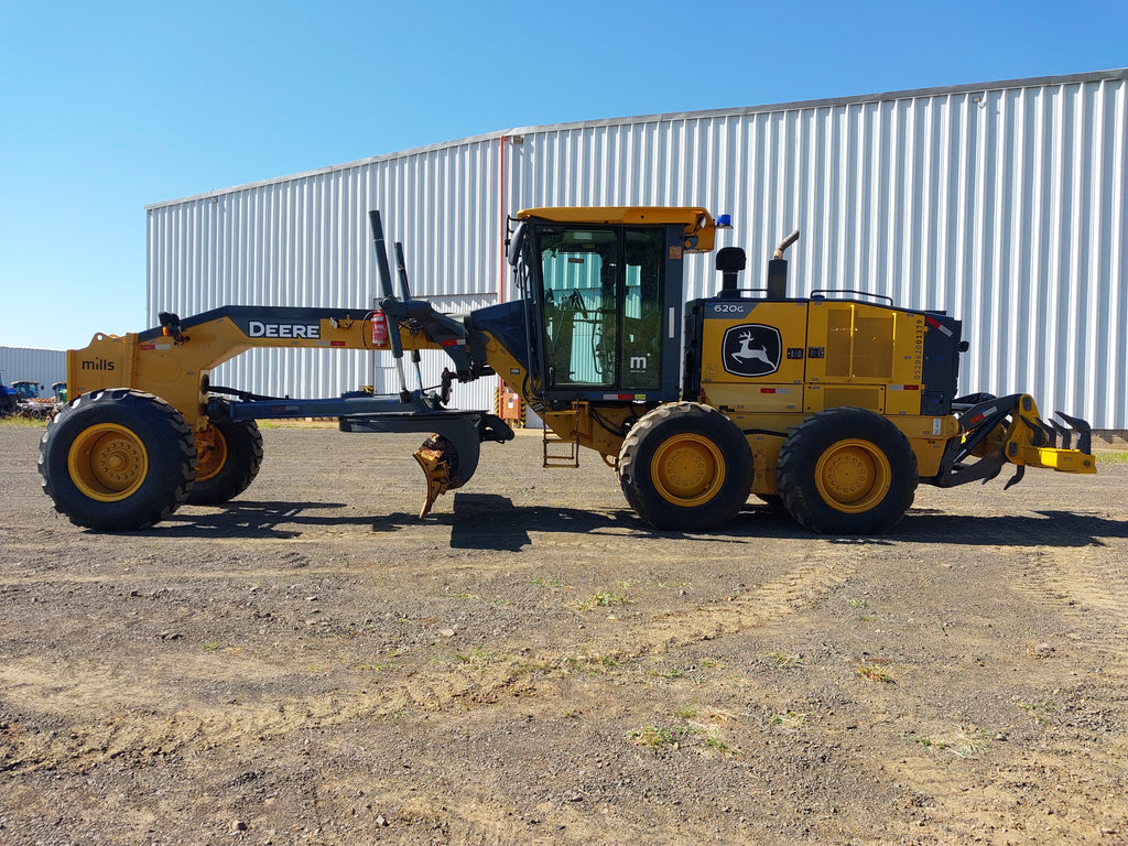 Motoniveladora John Deere 620G
