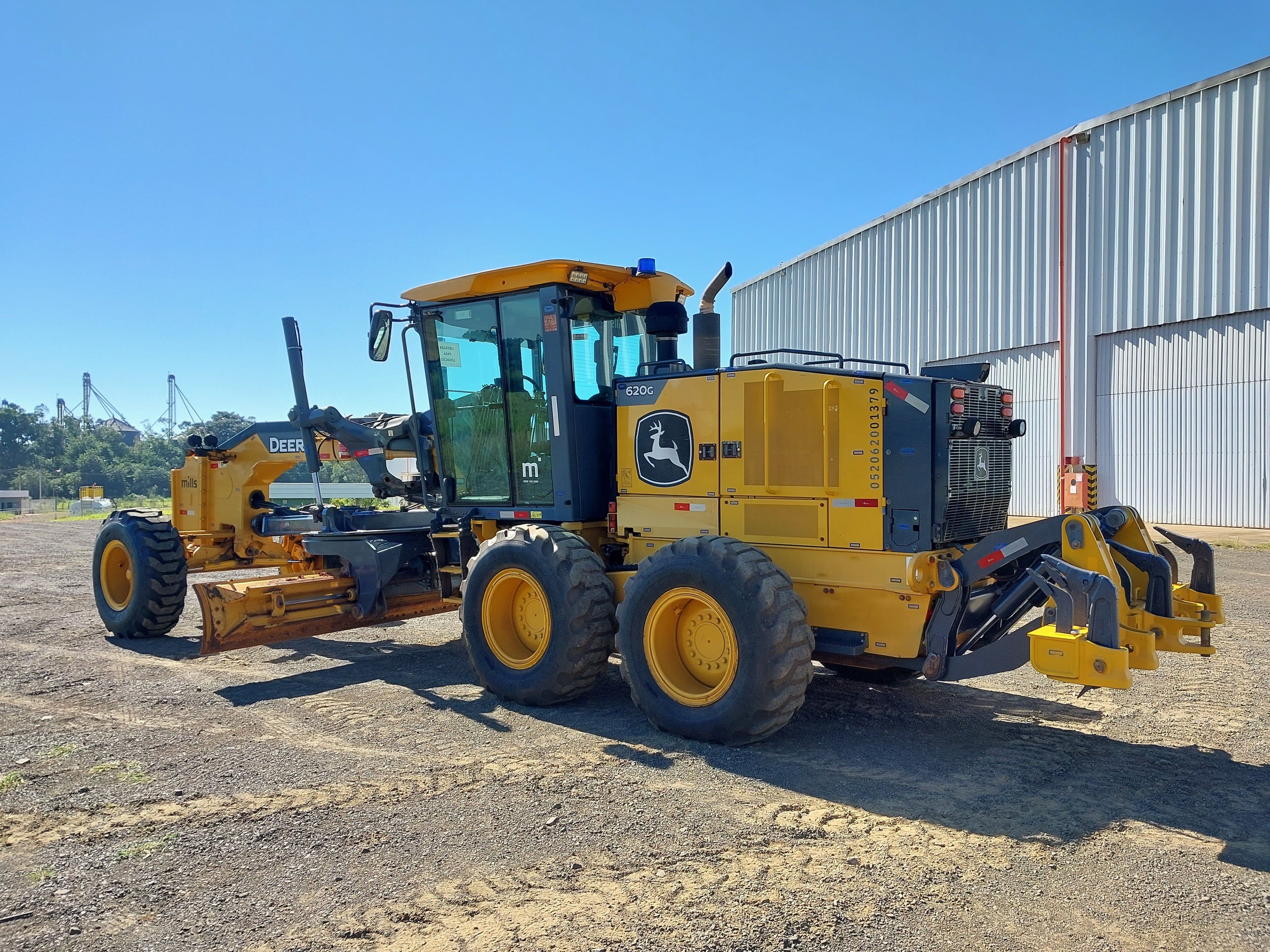 Motoniveladora John Deere 620G