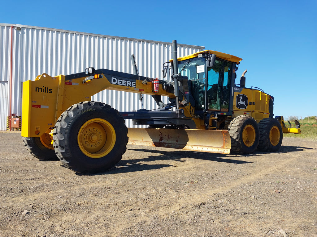Motoniveladora John Deere 620G