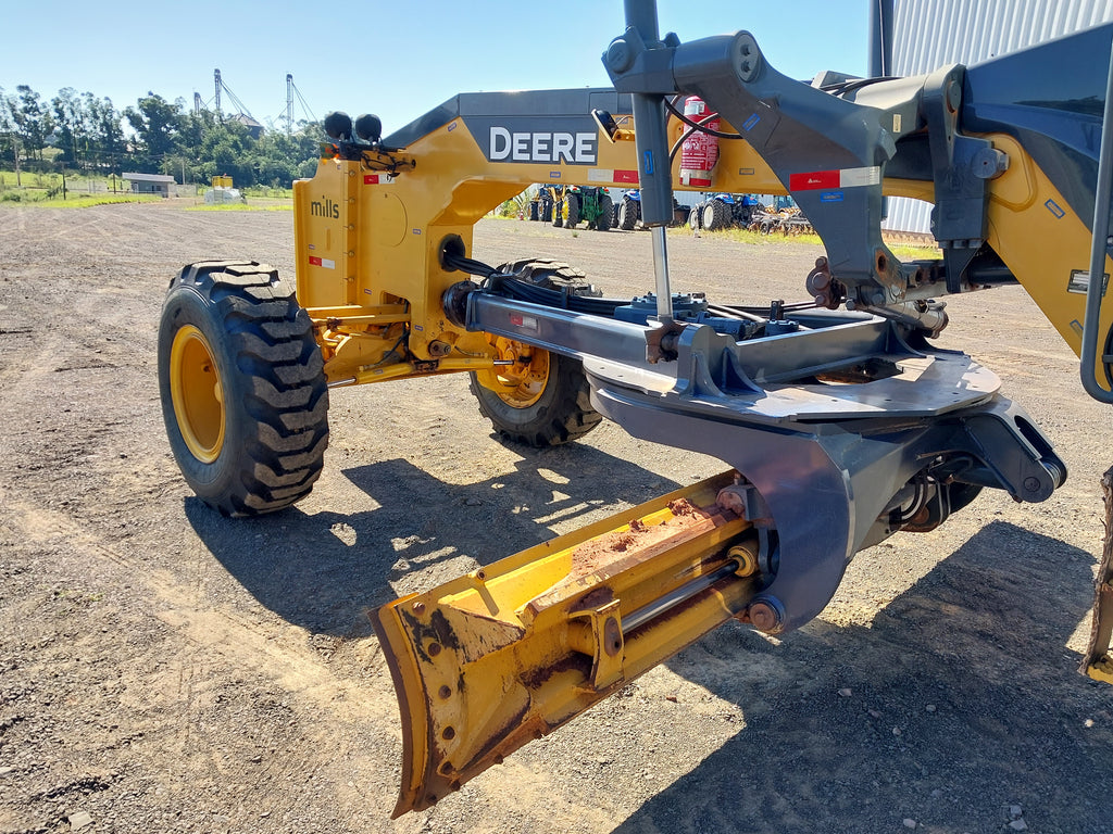 Motoniveladora John Deere 620G