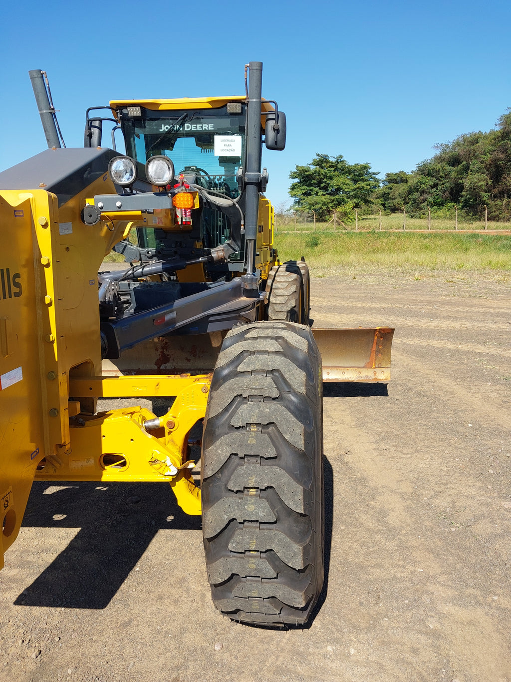 Motoniveladora John Deere 620G