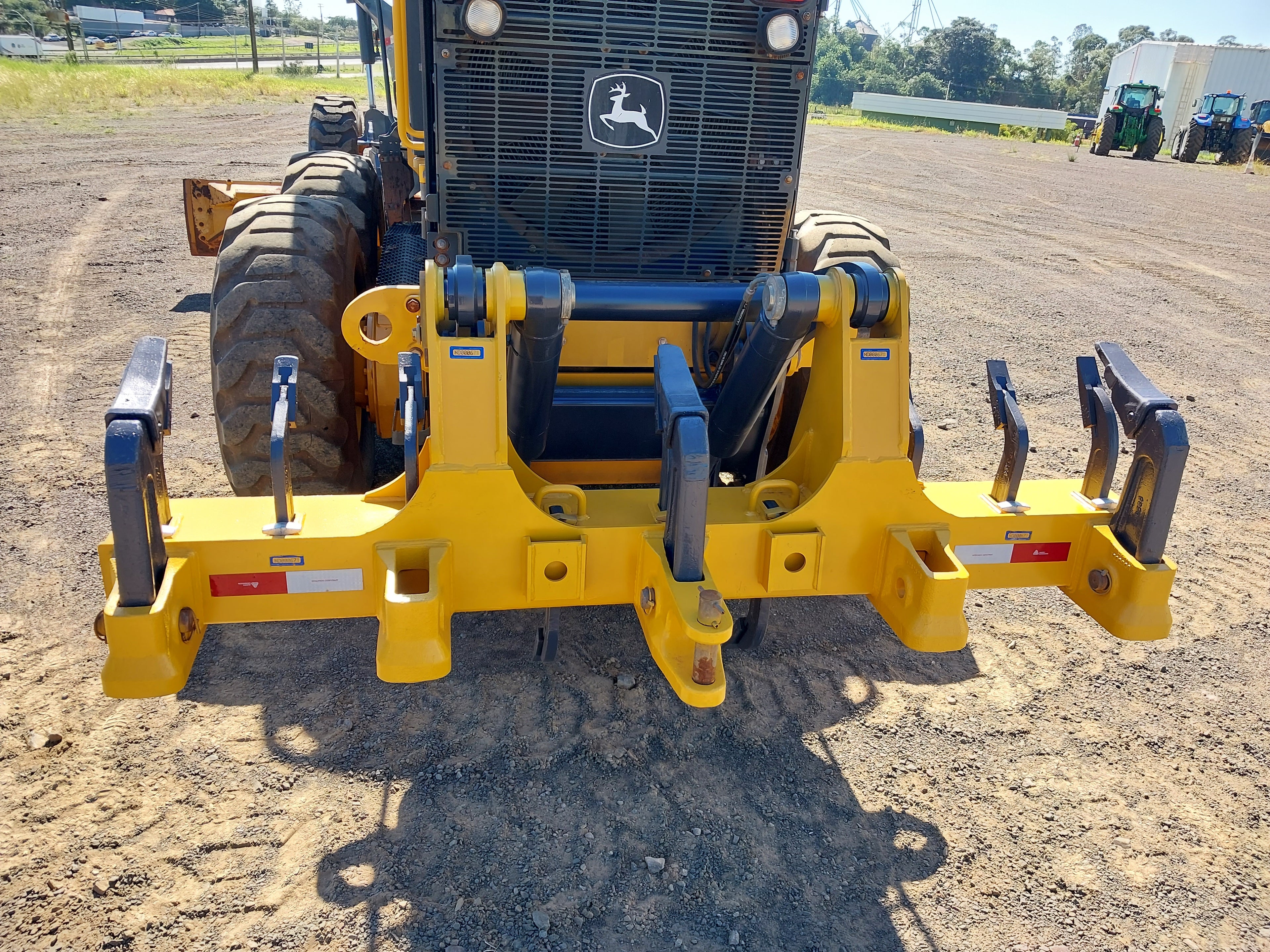 Motoniveladora John Deere 620G