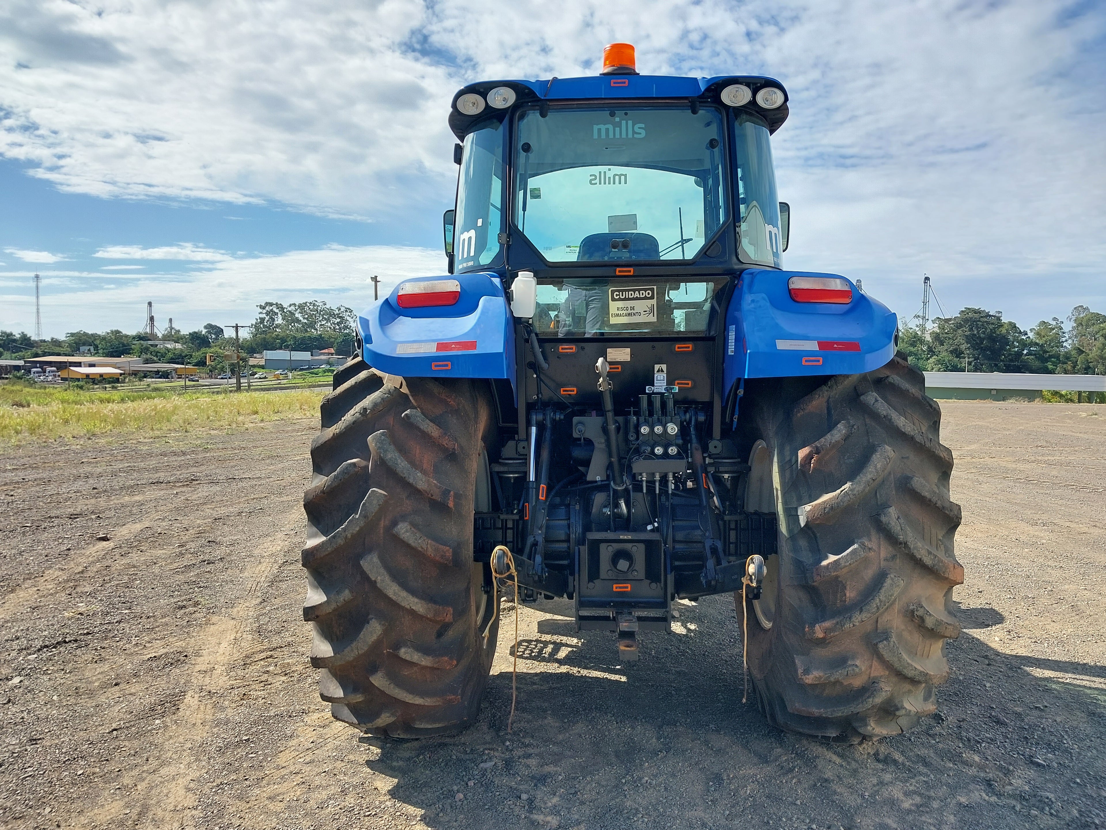 Trator Agrícola New Holland T6.130