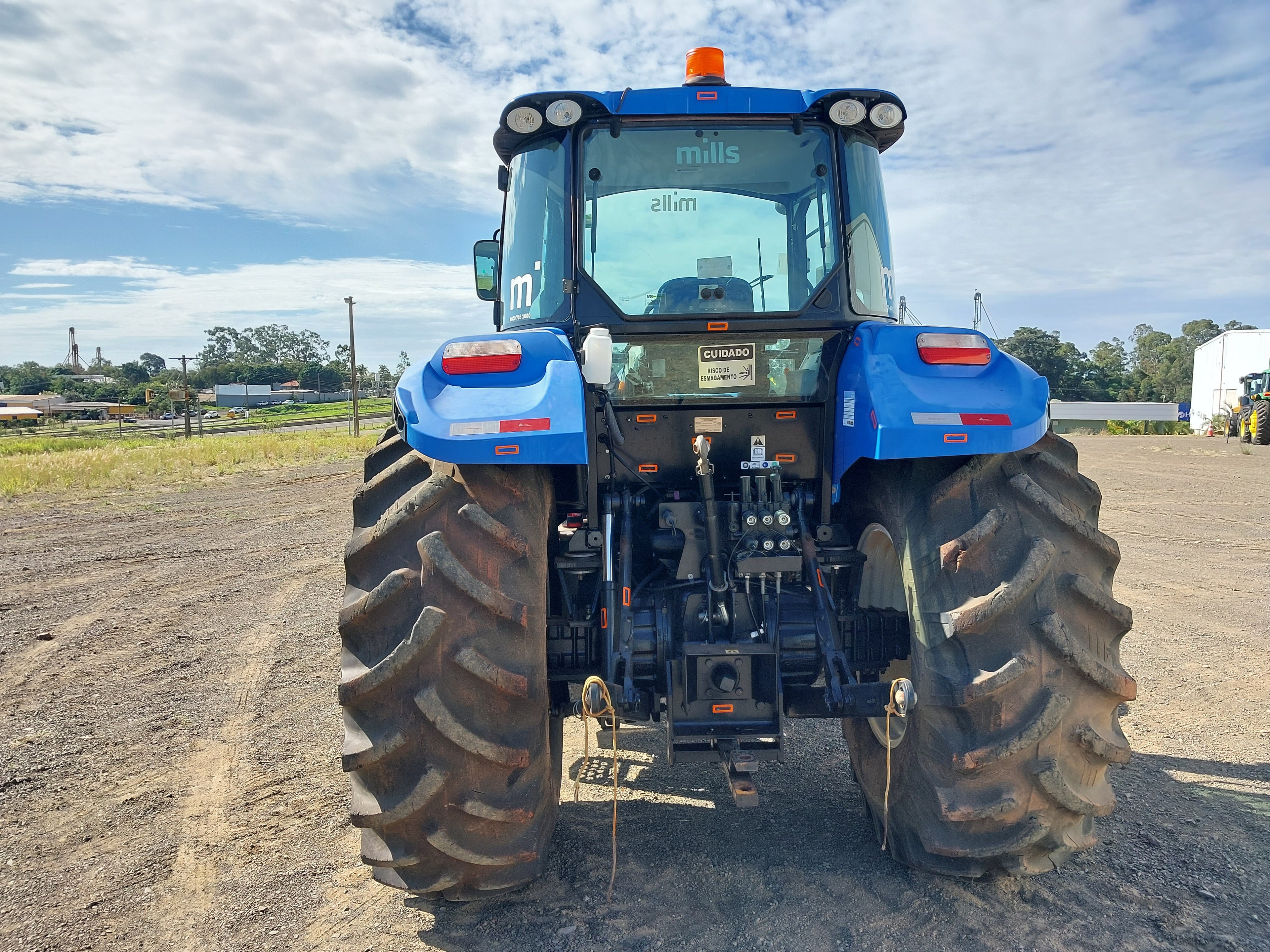 Trator Agrícola New Holland T6.130