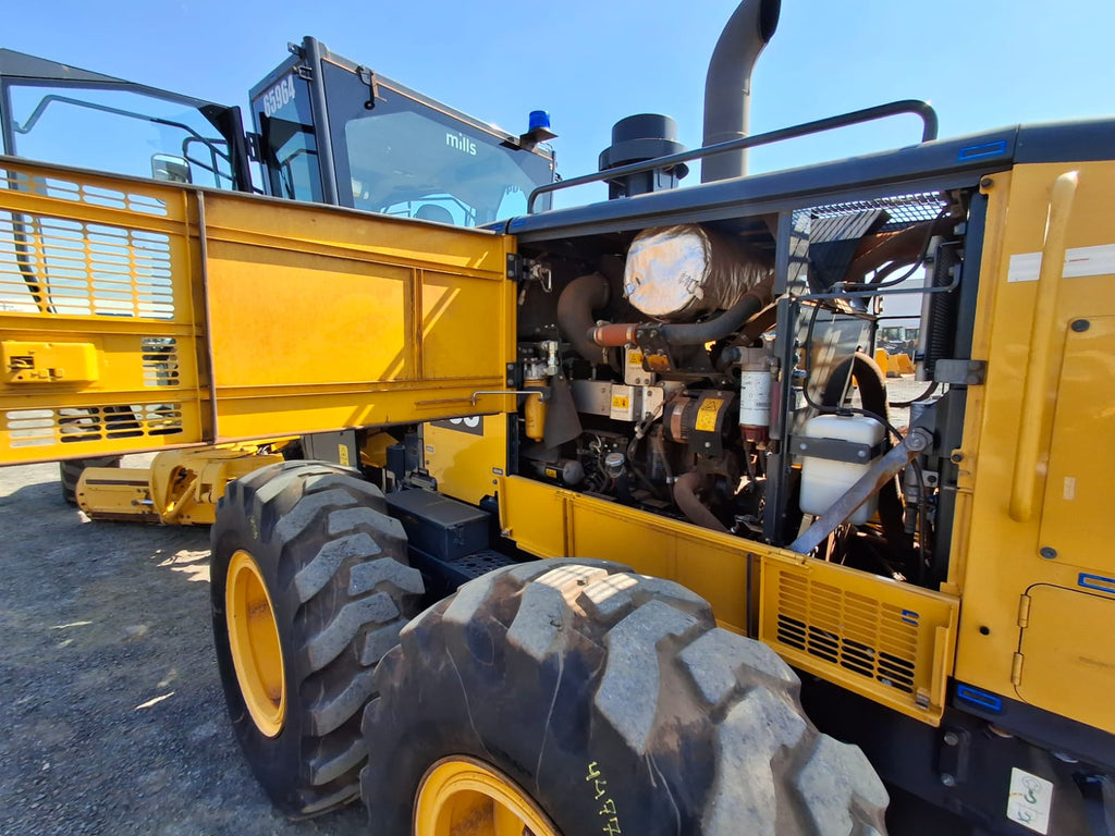 Motoniveladora Komatsu GD655-5