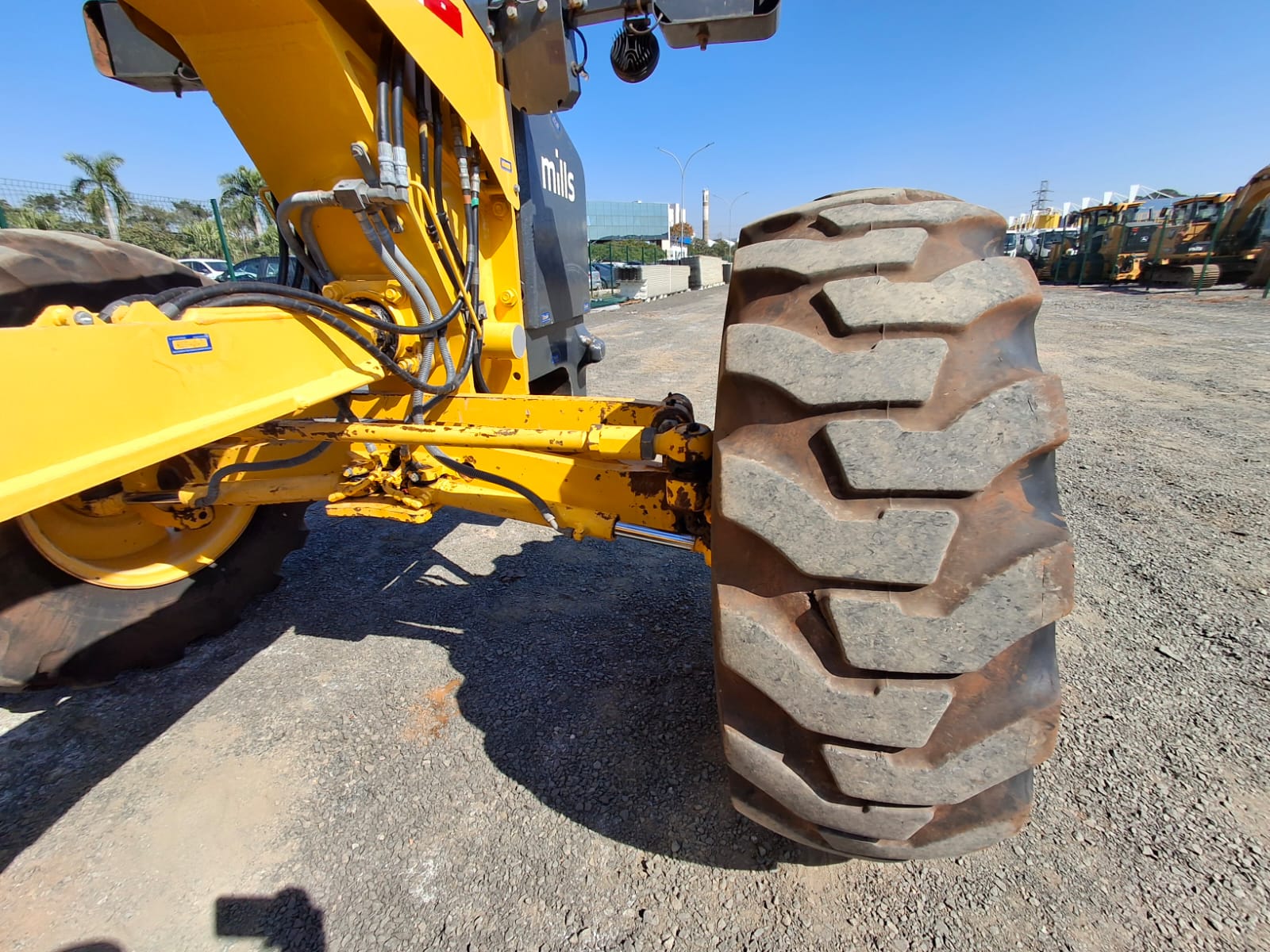 Motoniveladora Komatsu GD655-5