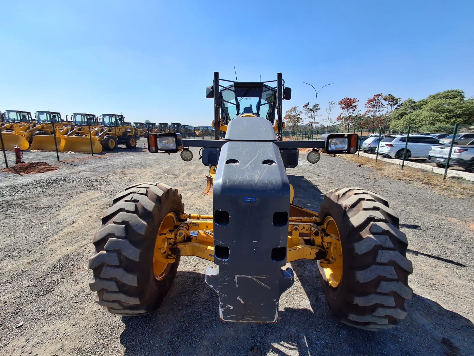 Motoniveladora Komatsu GD655-5
