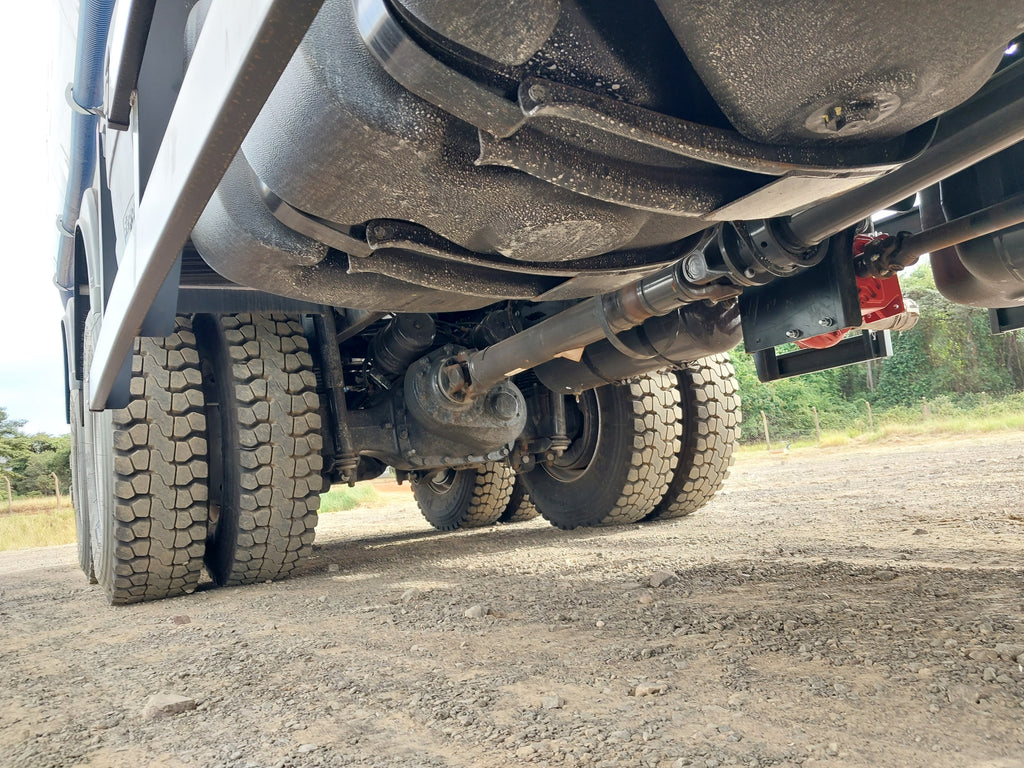 Caminhão Volvo VMX 360 Max 6x4 2p